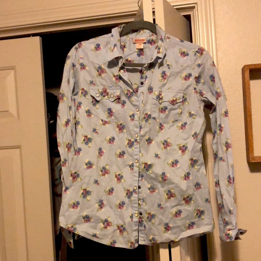 Mossimo pearl snap floral shirt